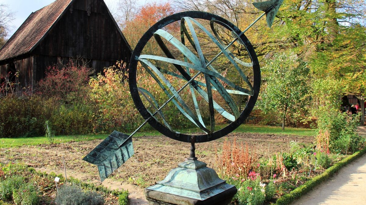 atomic clock vs sundial