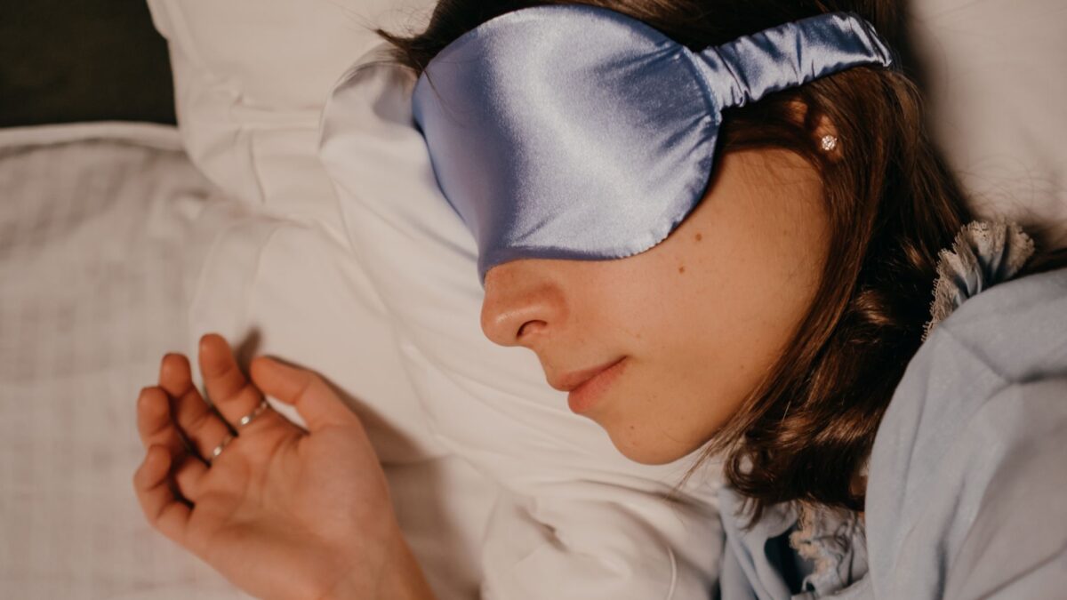 Sleep Cycles: Why You Wake Up Groggy From Long Naps